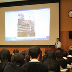 1・17神戸の姿を生徒に 太子高で本紙社員授業