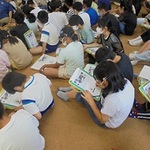 「新聞ができるまで」を学ぶ 神戸・西須磨小５年