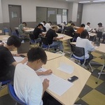 要約のポイント学ぶ 神戸・流通科学大生