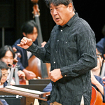 佐渡さん スーパーキッズと熱演 ＮＩＥ神戸大会で開幕演奏