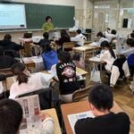 「記者の仕事と新聞ができるまで」語る　神戸・魚崎小で出前授業